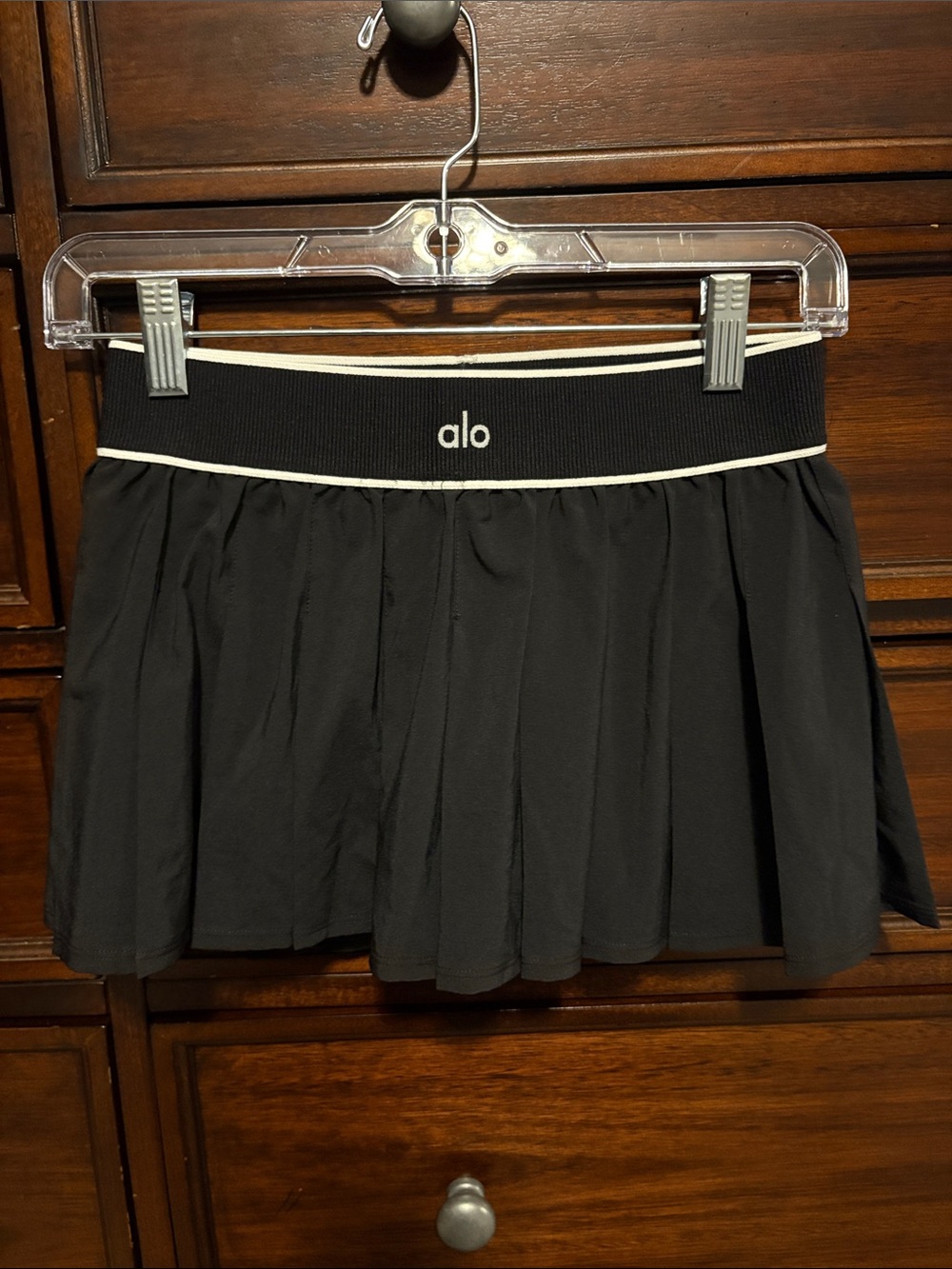 ALO Yoga Black Pleated Skort